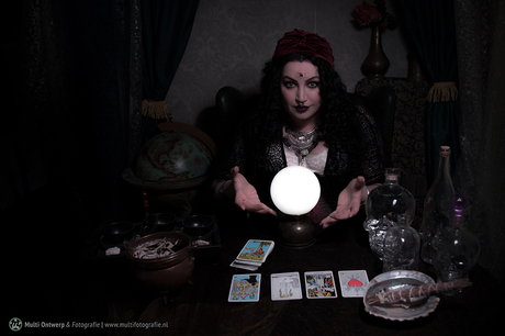 Waarzegster - Fortune teller - Halloween fotoshoot