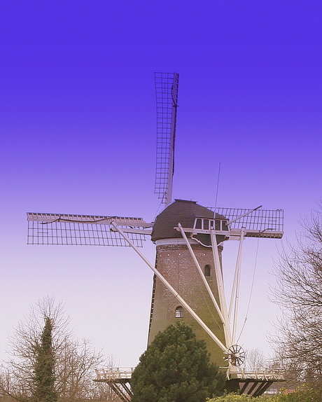 Daar bij die molen