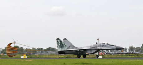 Mig-29 Fulcrum met dragshut