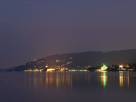 Kust Lago Maggiore - Isola Bella - Baveno bij nacht