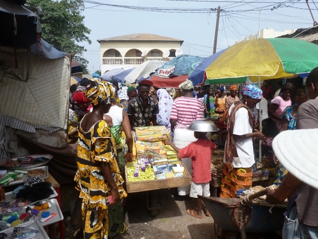 Serekunda market