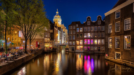 Amsterdam aan het begin van de avond