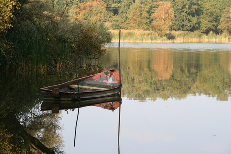 Bootje in het water