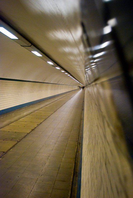 Voetgangers tunnel
