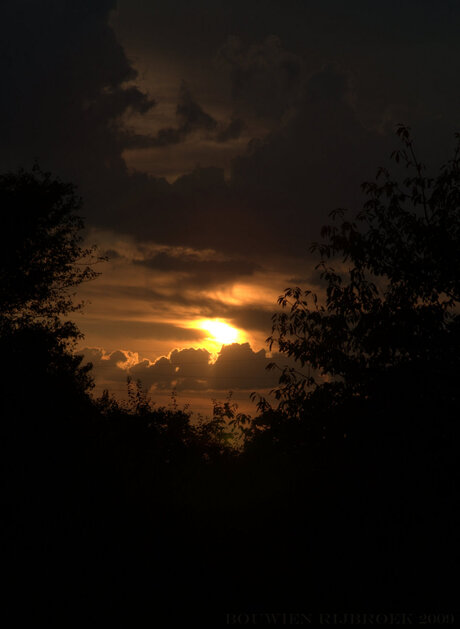 Laatste knipoog voor zonsondergang