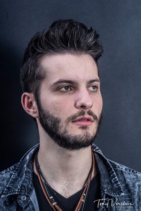 Model: zanger / gitarist Francesco Daniël