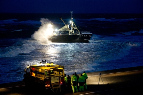 Gestrandde kotter Petten (4)