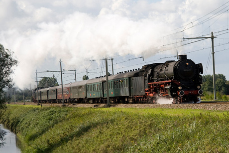 Stoomtrein n.a.v. Jubileum Huider Modelbouw