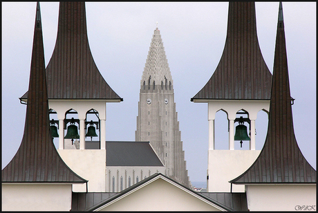 Hateigs-church en Hallgrims-church