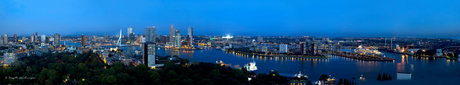 Rotterdam by night Panorama