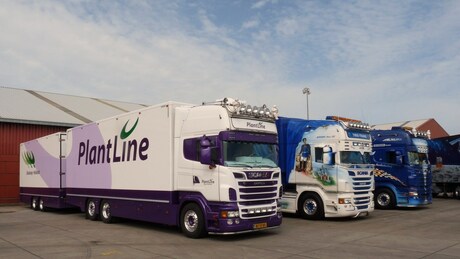 P1270449 TEKNO EVENT LIVE 3 Scania s op rij 7 juni 2014
