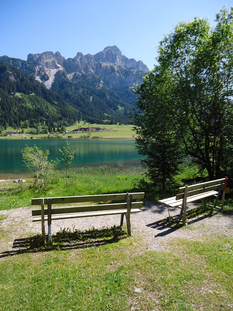 Bankjes aan de Haldensee, Tirol