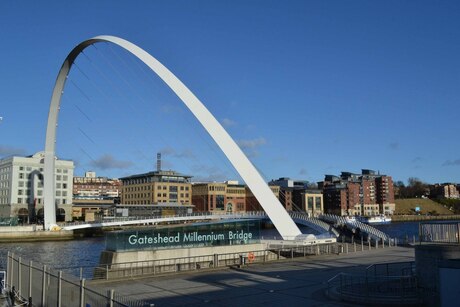 Gateshead Millennium Bridge