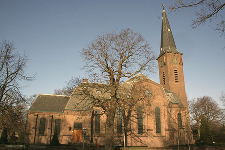 Kerk met bootje