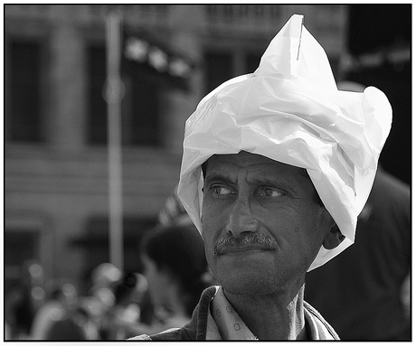 Plastic tas tegen de zon