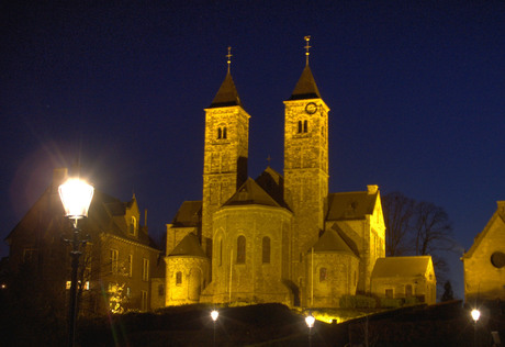 kerk bij nacht