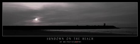 HB Sundown on the Beach BW