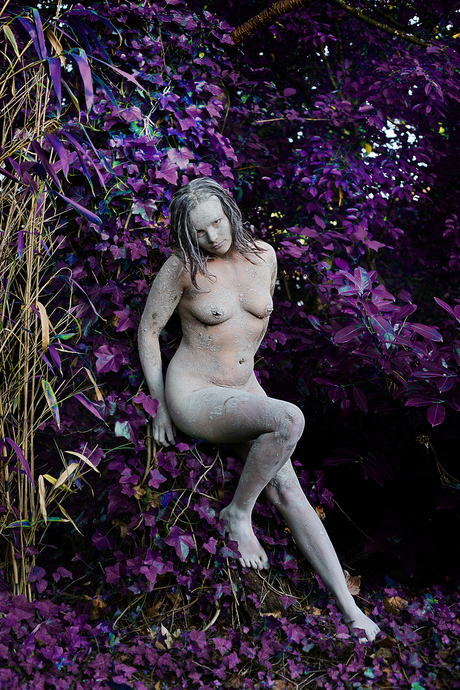 Lilith in the garden of Eden - Seduction