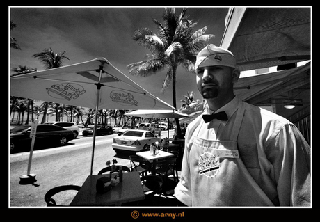 Looking for customers... Johnny Rocket, Miami