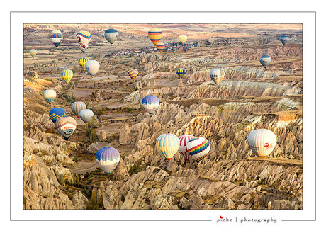 Ballonnen boven Cappadocië