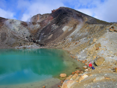 tongariro crater lake