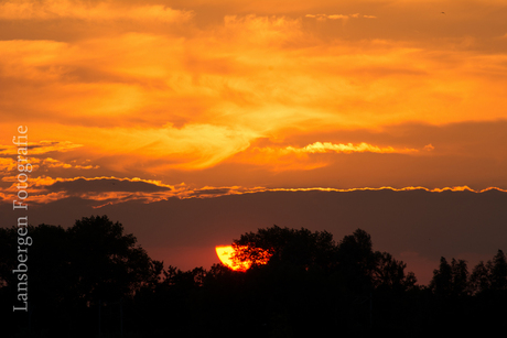 Zonsondergang.jpg