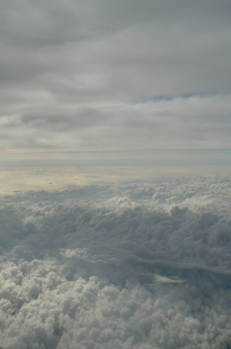 Met je hoofd in de wolken