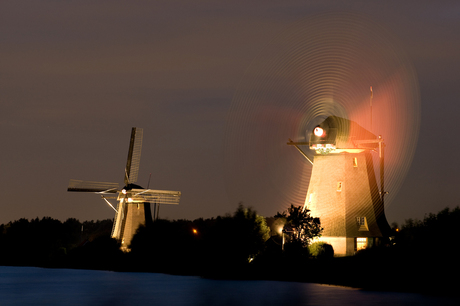 verlichte molen Kinderdijk