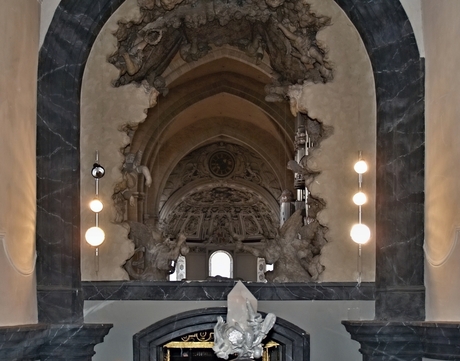 De dom van Trier gezien vanuit de "Heilig-Rock-Kapelle".