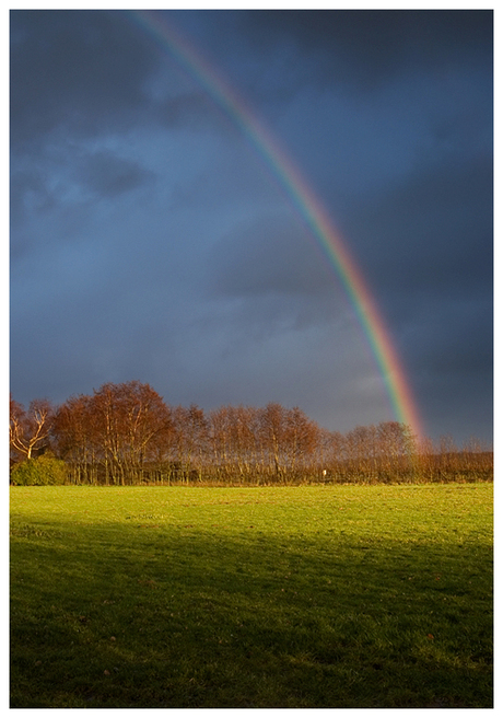 Achter de wolken schijnt de zon