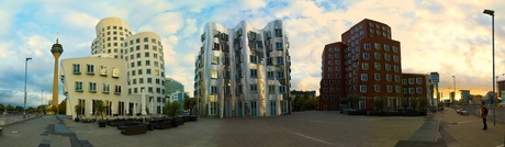 Düsseldorf & Gehry