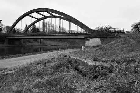 eenzame brug