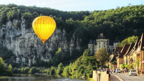 Floating above Dordogne