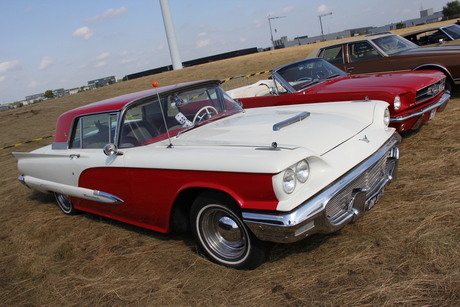 Ford Thunderbird