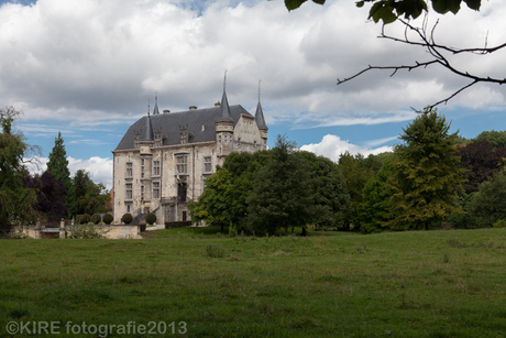 kasteel "schaloen" nabij Valkenburg....