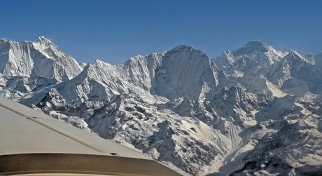 Himalaya mountain flight
