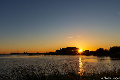 Zonsondergang merwede Gorinchem