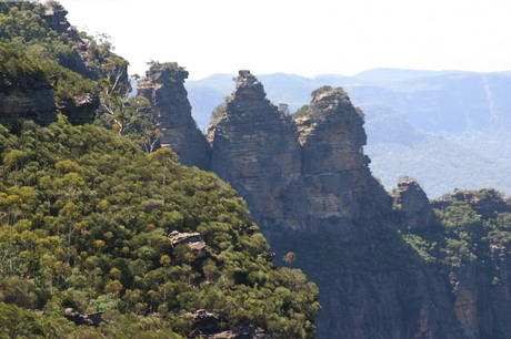 Three Sisters/Blue Mountains