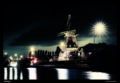 Montfoort by night