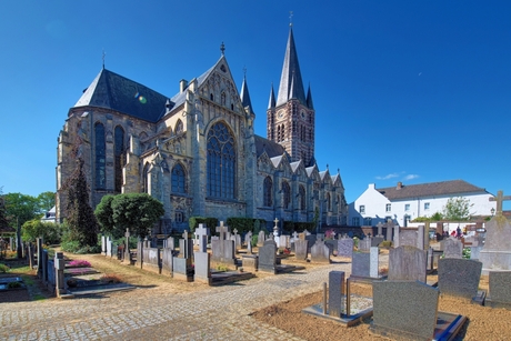 Sint-Michaëlskerk in Thorn
