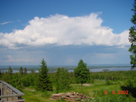 Cumulonimbus calvus praecipitatio (Cl3)