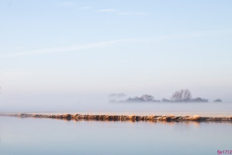 IJssel in de mist