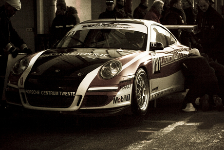 Porsche in Pit