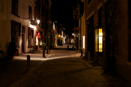 Walstraat by night