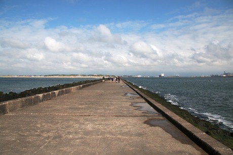 Wandelen op de pier