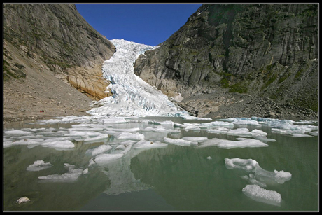 Briksdalsbreen