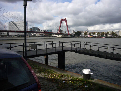 Gezicht op Willemsbrug