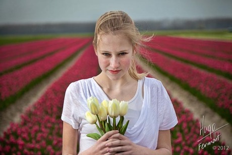 Chloe in tulpen 2