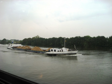 Beunschip op de Maas