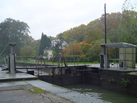 Sluis bij het belgische Postel